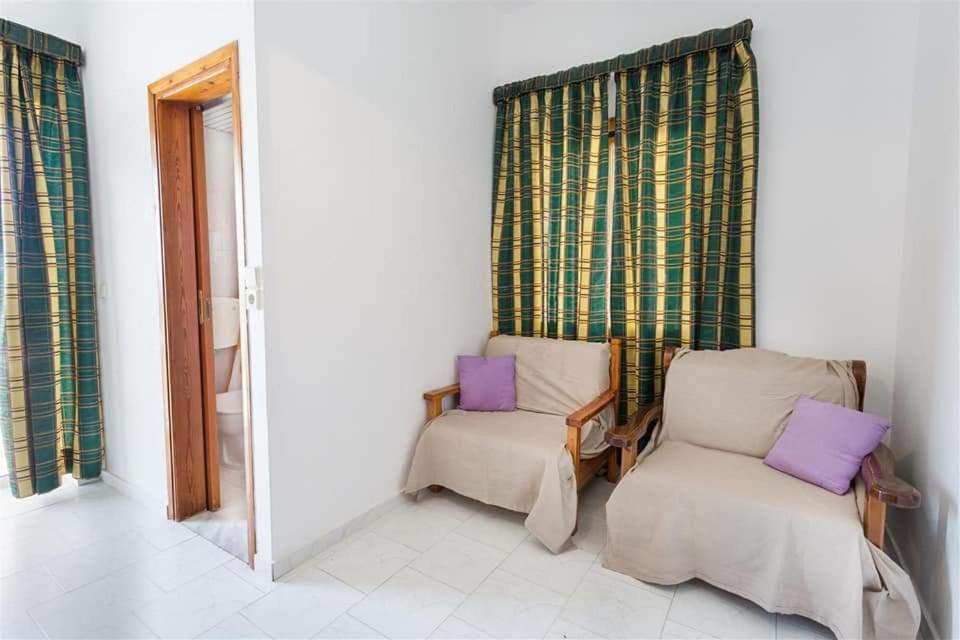 Michalis Litinas Apartments Agia Marina Eksteriør bilde